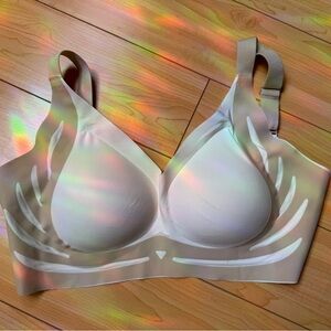 Elegant Cream Wireless Bra